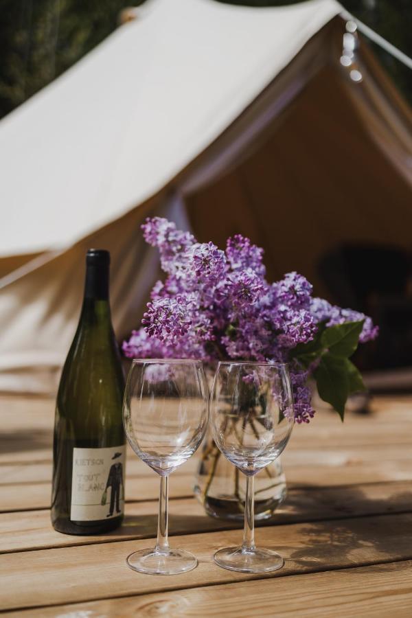 Falkeroed - Lyxig Glamping I Naturreservat Ink Frukost Grebbestad Εξωτερικό φωτογραφία
