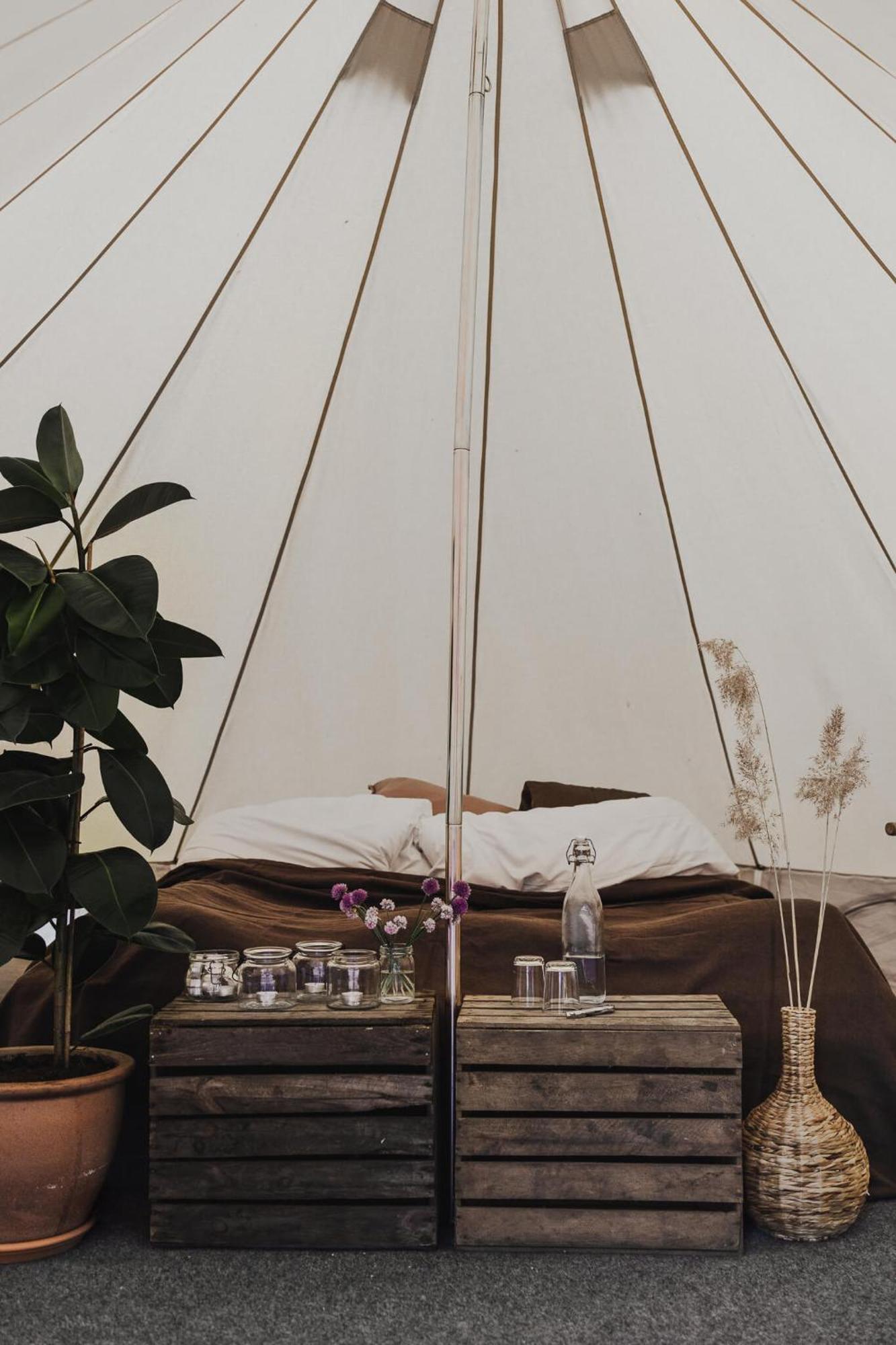 Falkeroed - Lyxig Glamping I Naturreservat Ink Frukost Grebbestad Εξωτερικό φωτογραφία